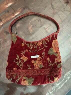 Vintage Embroidered Floral Velvet Shoulder Bag in Red by Isabella’s journey
